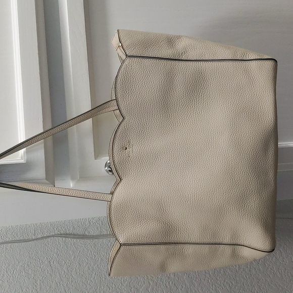 Kate Spade Leewood Place Scallop Tote Shoulder Bag Purse - Picture 6 of 9